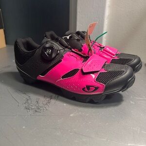 Women’s 6 cycling shoes